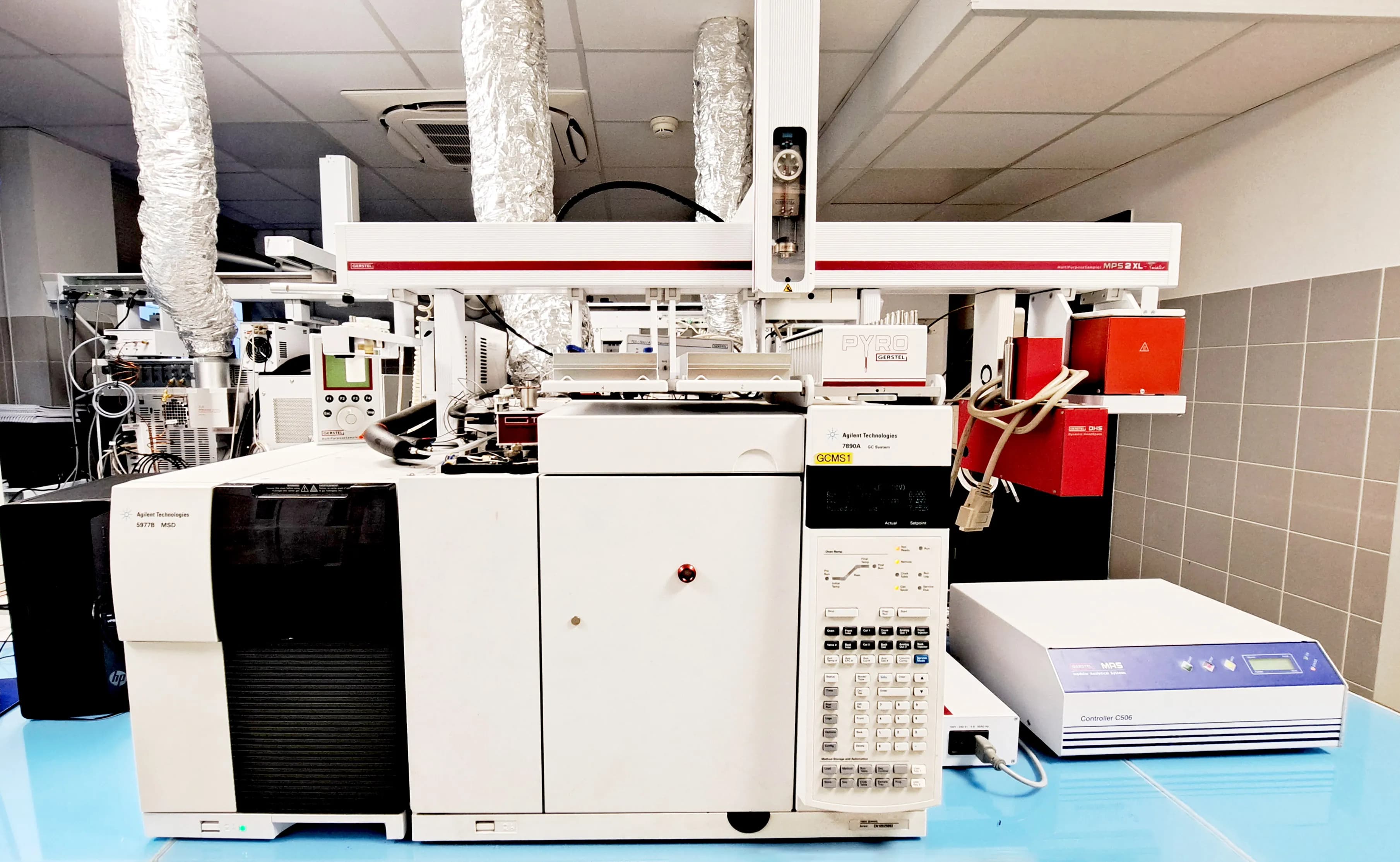 Pollutant analysis in the laboratory